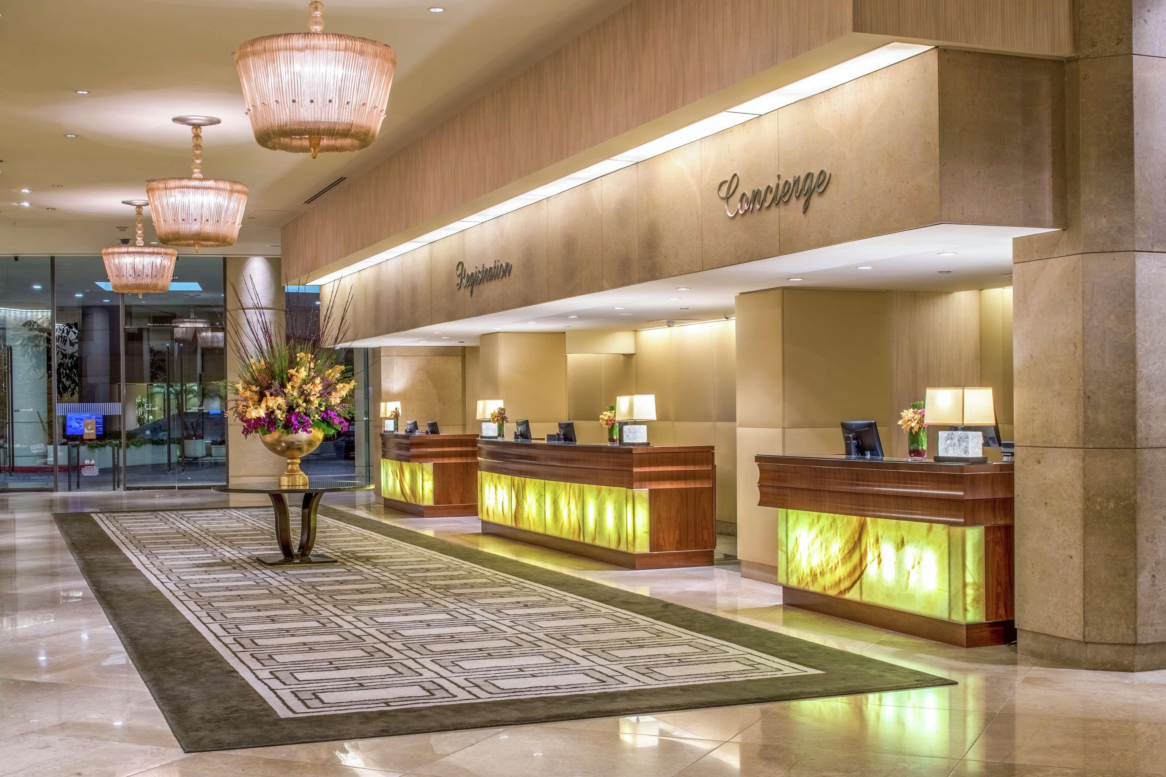 The Beverly Hilton Los Angeles Ngoại thất bức ảnh