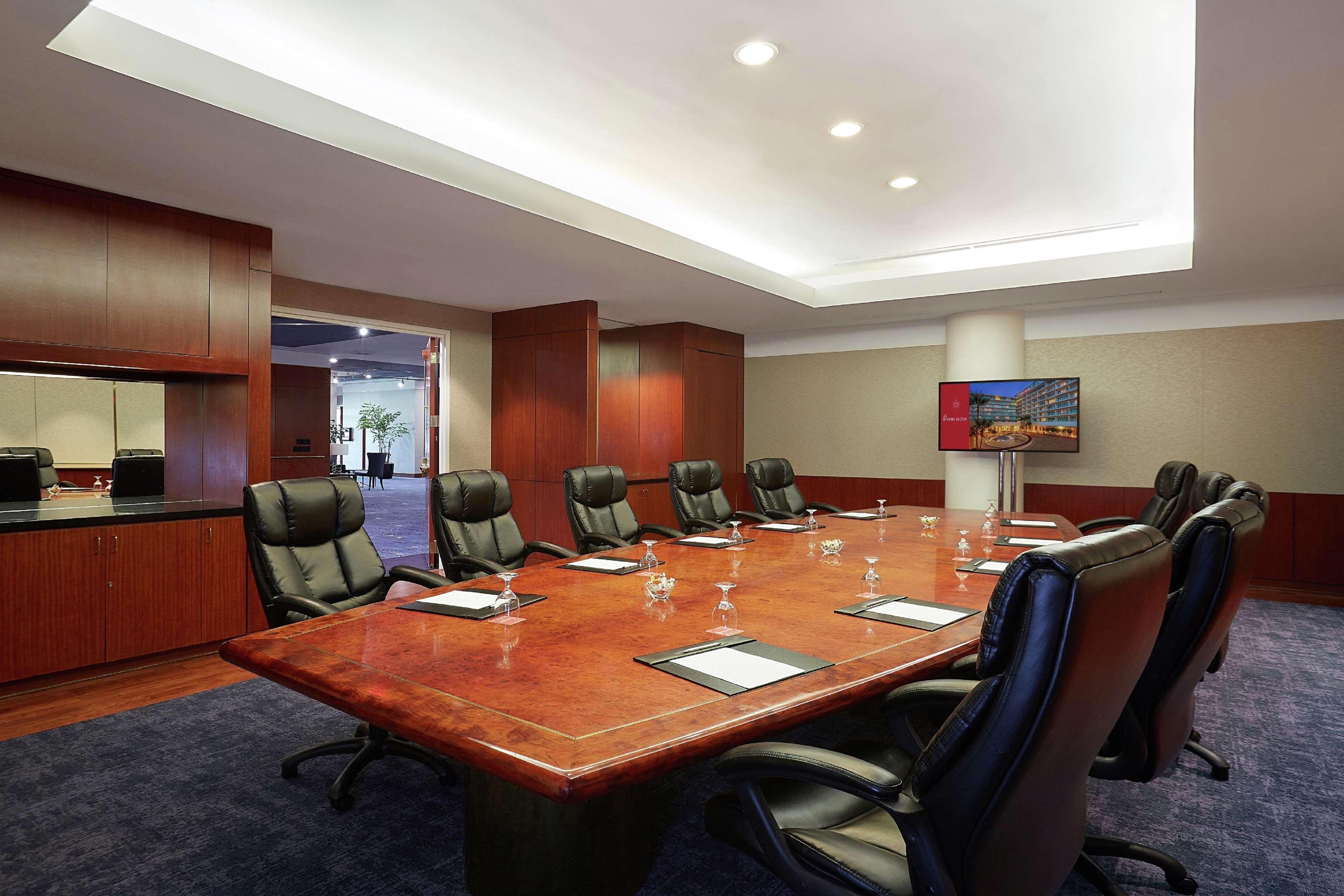 The Beverly Hilton Los Angeles Ngoại thất bức ảnh