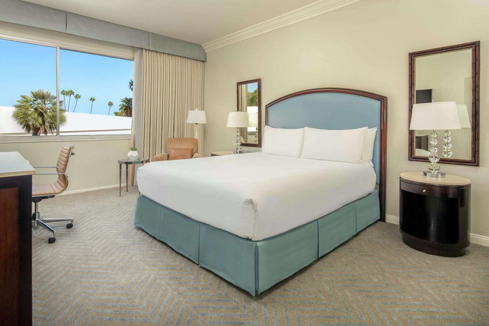 The Beverly Hilton Los Angeles Ngoại thất bức ảnh