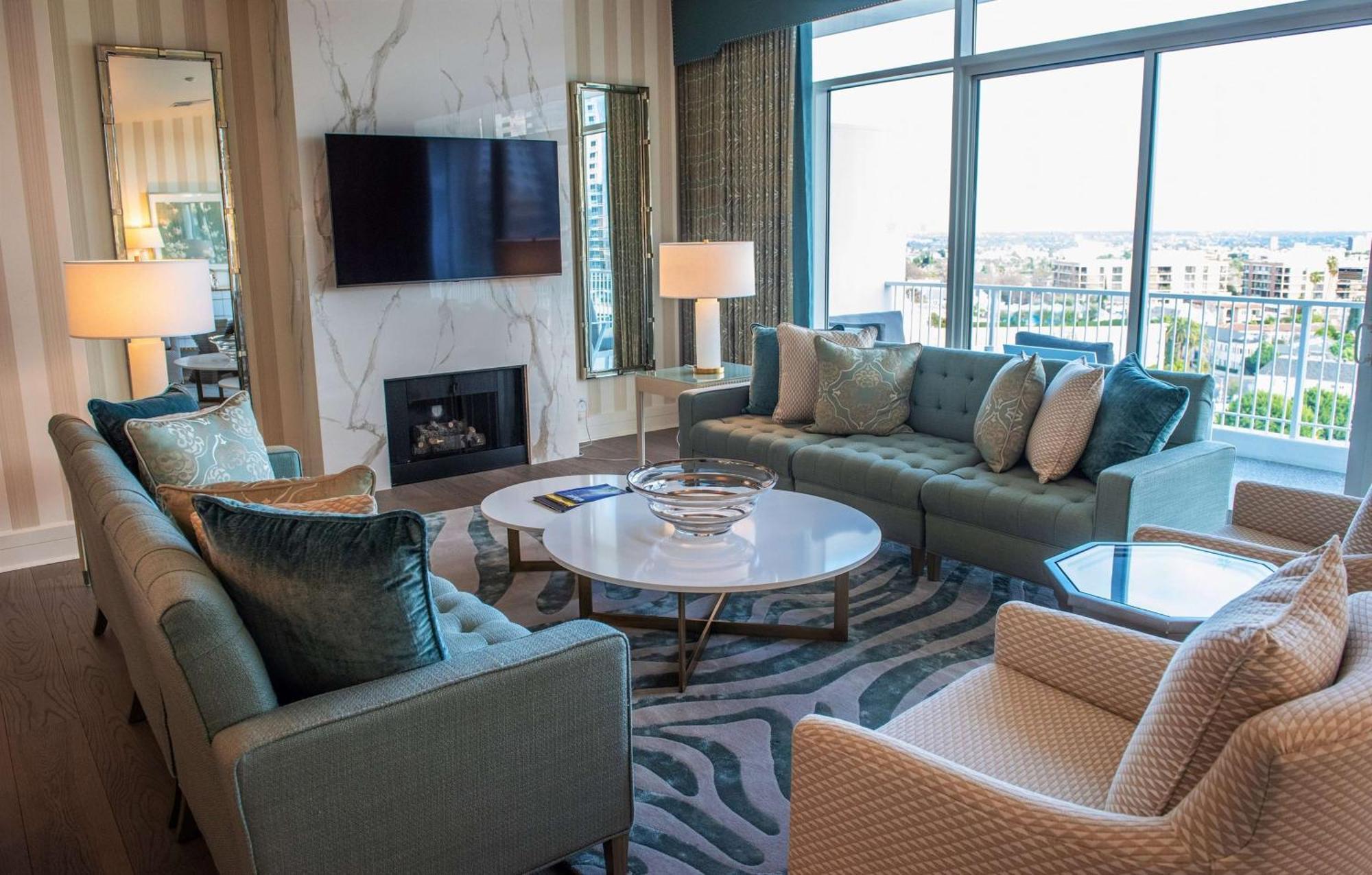 The Beverly Hilton Los Angeles Ngoại thất bức ảnh